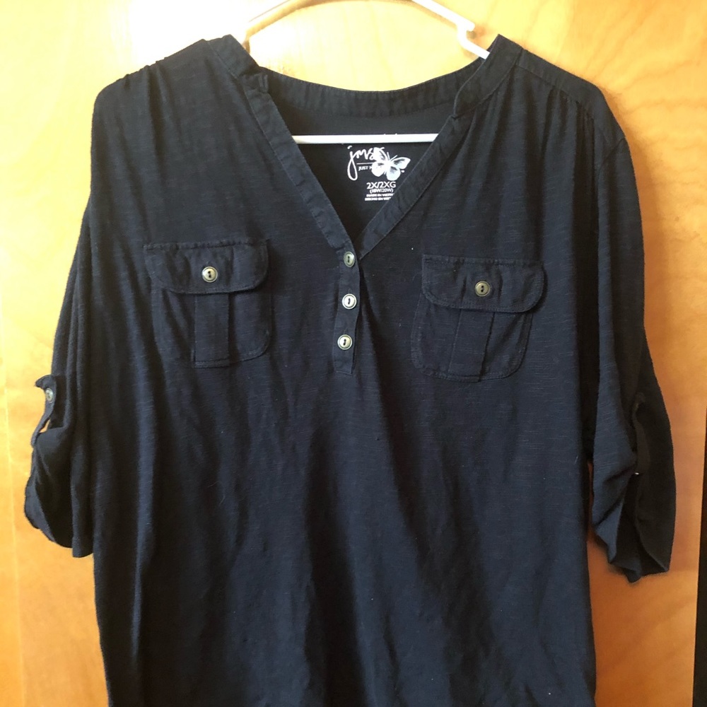 Black 3quarter sleeve shirt